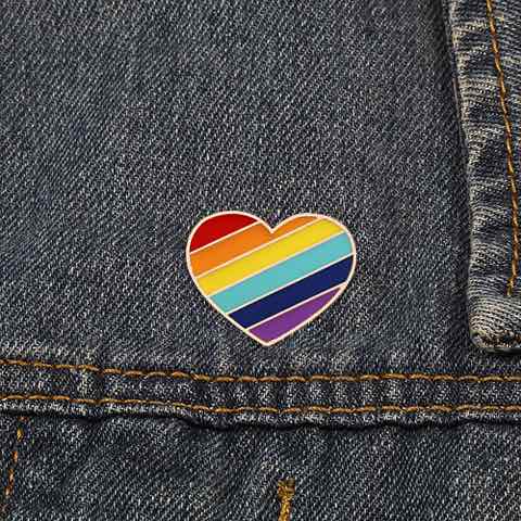 Pins Coeur