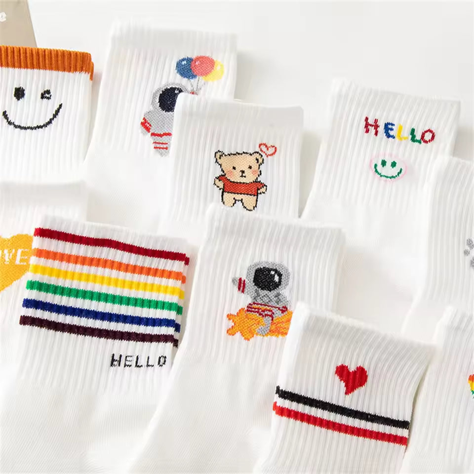 Chaussettes Hello LGBT portées, détail des rayures