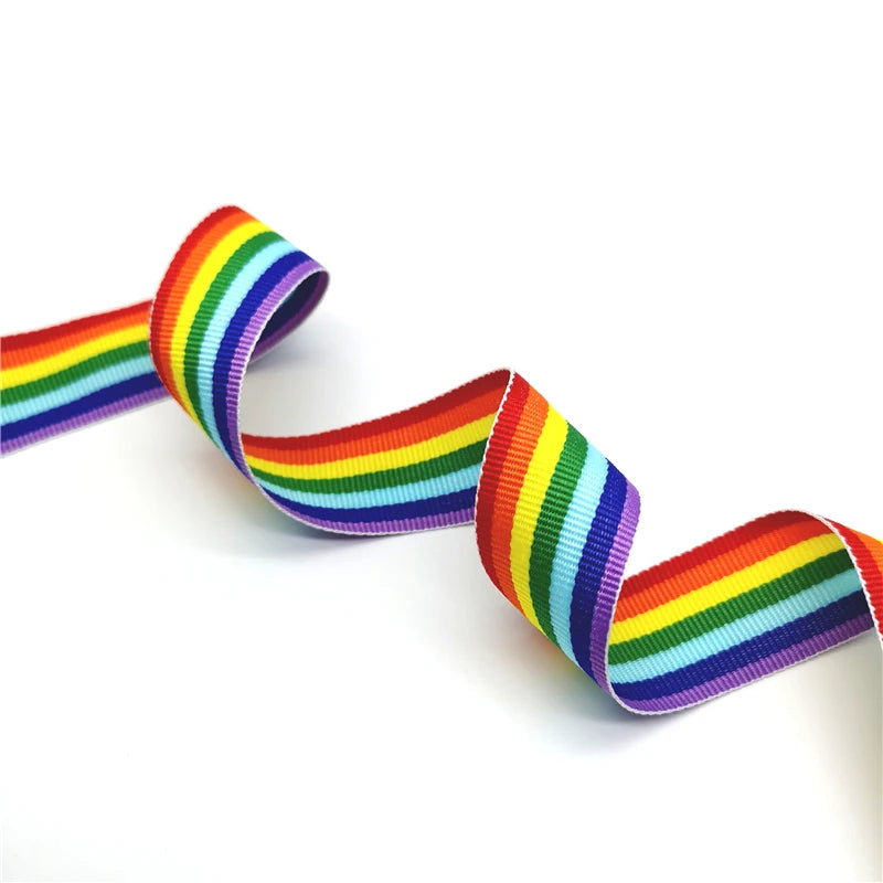Ruban arc-en-ciel large enroule en spirale