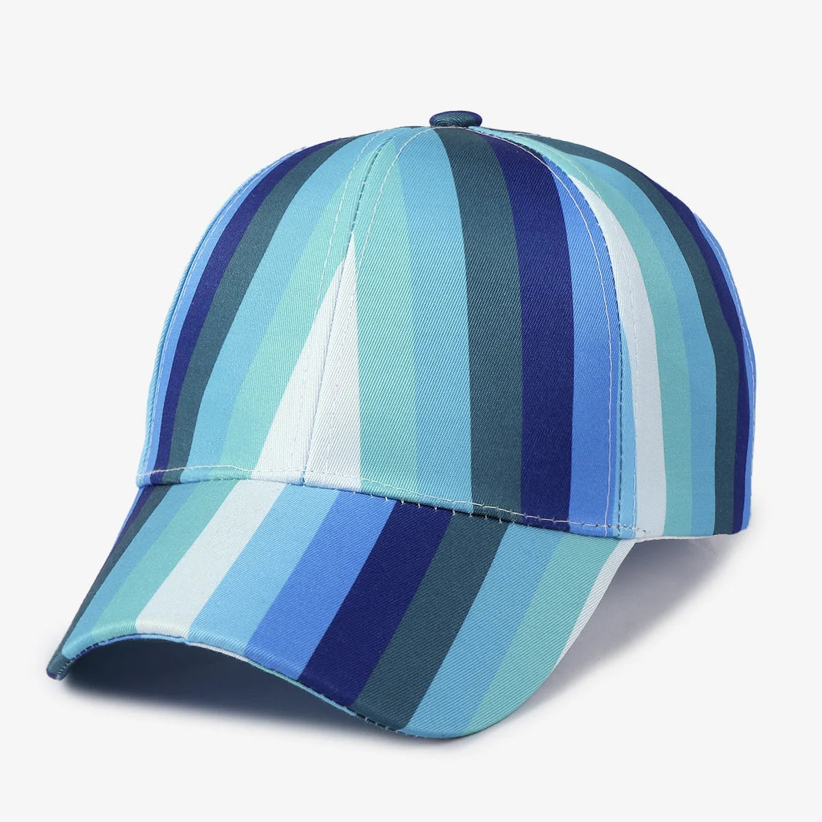 Casquette aux rayures du drapeau gay