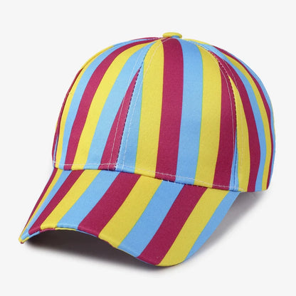 Casquette pansexuelle vue de trois quarts