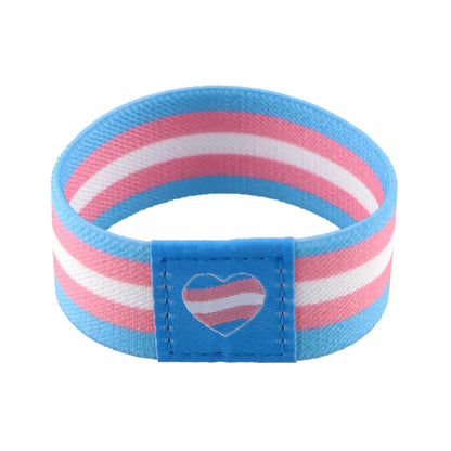 Bracelet transgenre élastique bleu ciel, rose et blanc avec cœur assorti