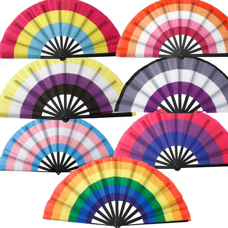 Les sept éventails LGBT de la gamme, un par drapeau d'identité