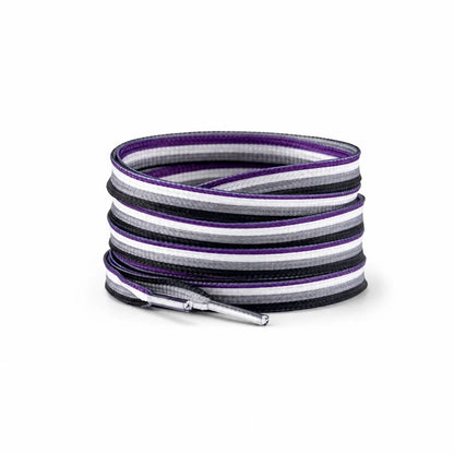 Lacets plats aux couleurs du drapeau asexuel : noir, gris, blanc et violet