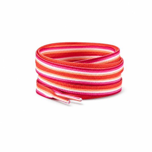 Lacets plats aux cinq bandes du drapeau lesbien : orange, blanc et roses