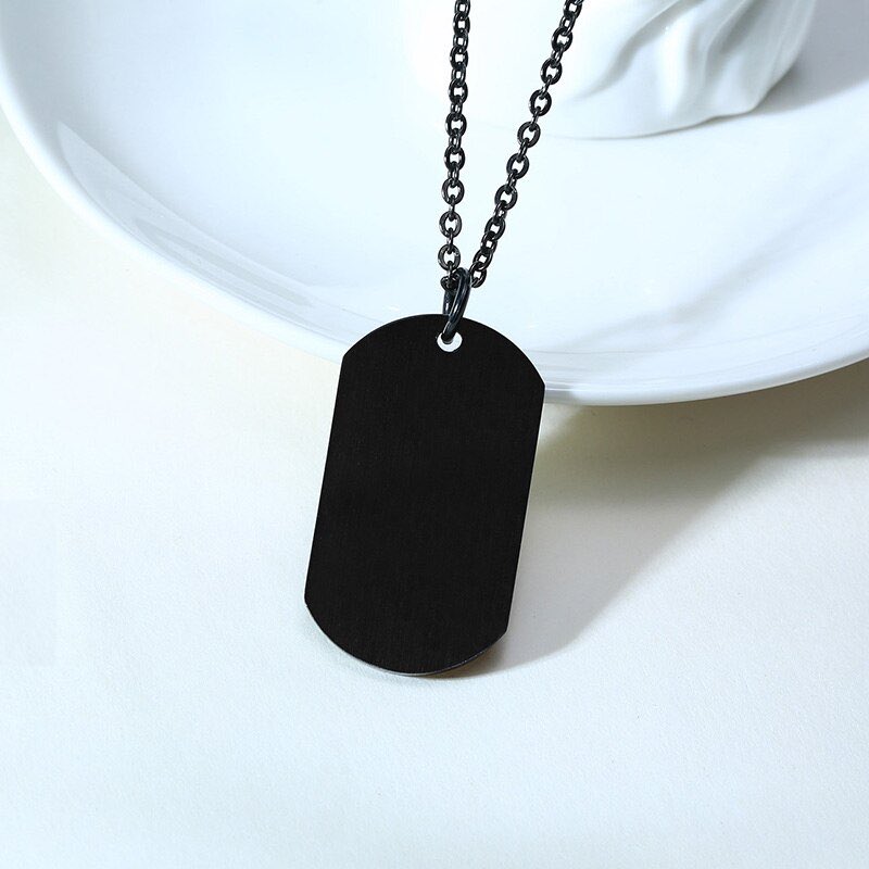 Collier LGBT — Plaque Noire