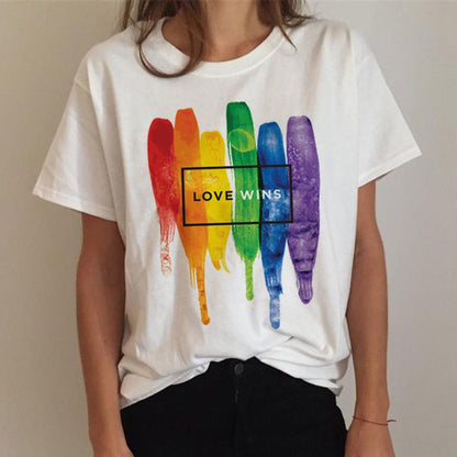 T-SHIRT LGBT — LOVE WINS